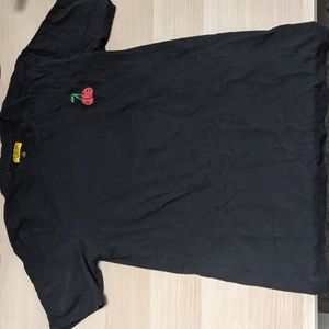 Market black cherry T shirt
